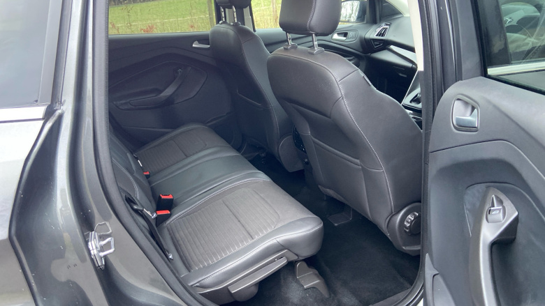 Ford Kuga 1.5 EcoBoost 176 Titanium Edition 5dr Auto Petrol Estate